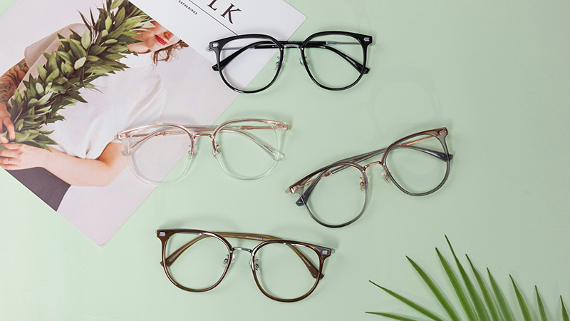 Frequently Asked Questions About Choosing Glasses for High Myopia